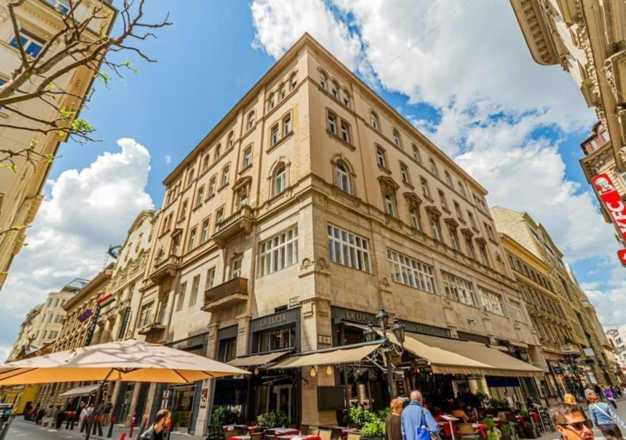 Luxury Apartment By The Famous Vaci Street Budapest Kültér fotó