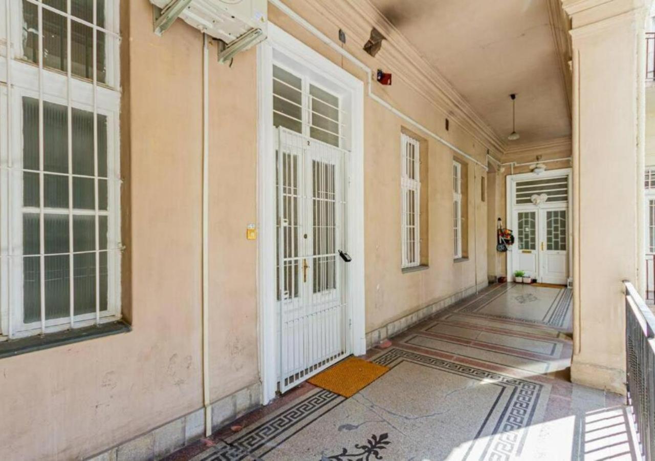 Luxury Apartment By The Famous Vaci Street Budapest Kültér fotó