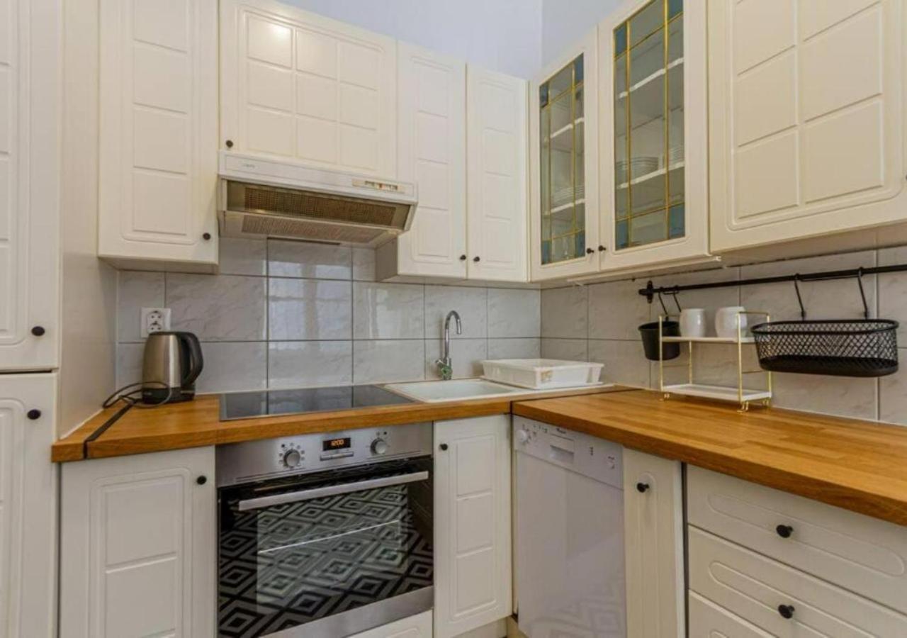 Luxury Apartment By The Famous Vaci Street Budapest Kültér fotó